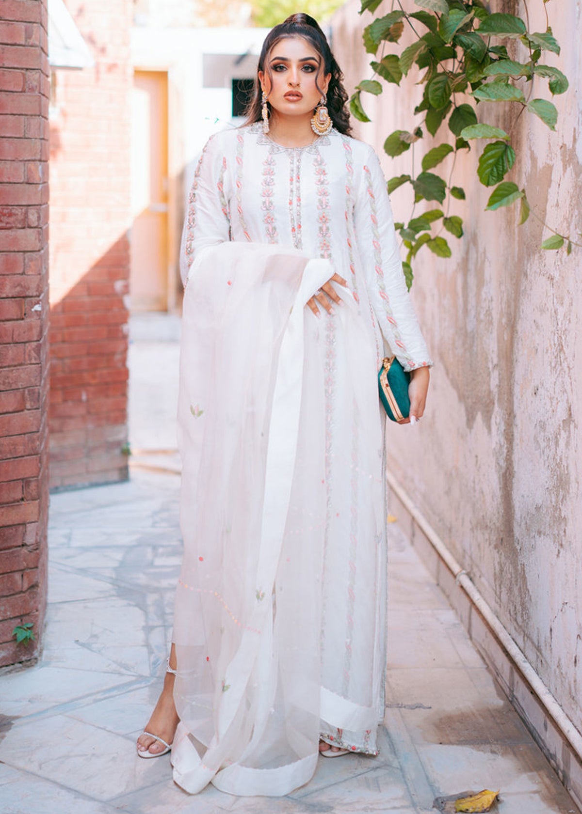 Kuro - Client Diary I