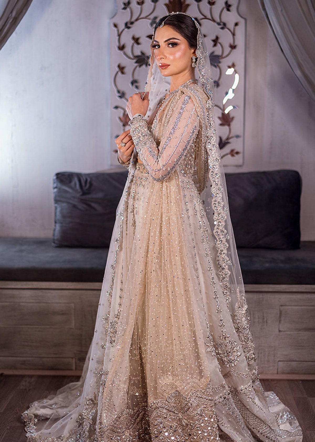 LEVA - Client Diary I